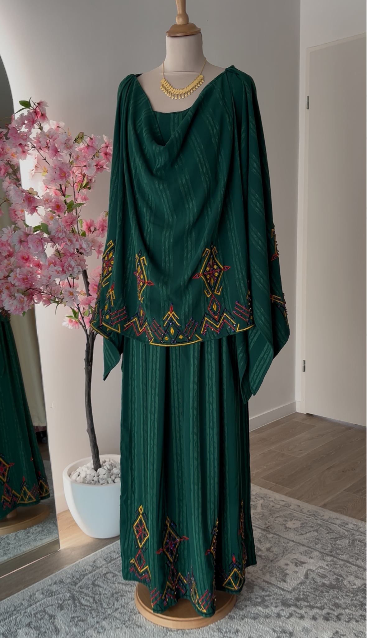 Robe invitée verte