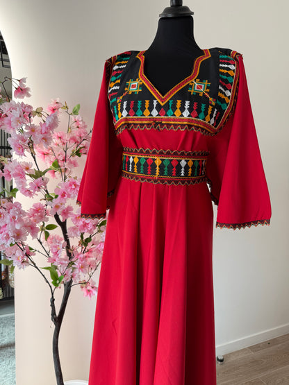 Kabyle rouge invitée