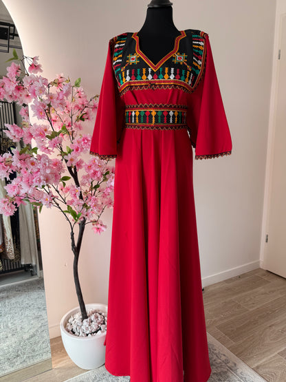 Kabyle rouge invitée
